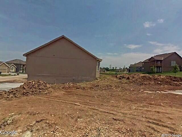 Ne Overland Dr, Blue Springs, MO 64029 