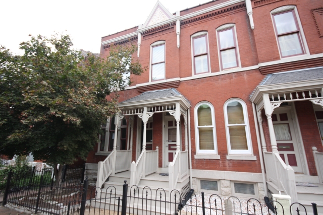 2325 1/2a Hickory St, Saint Louis, MO 63104 