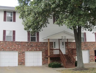 685 Boca Raton Dr #D, Saint Peters, MO 63376 