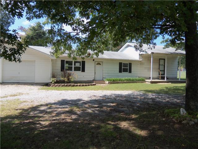 8244 Bethel Rd, Seneca, MO 64865 