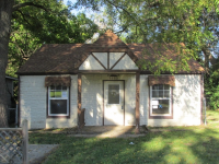 2523 N Pierce Ave, Springfield, MO 65803 