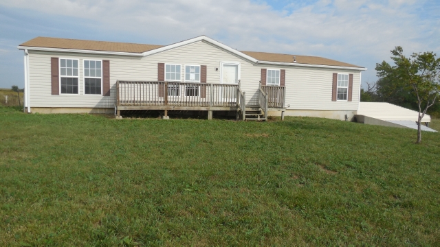 857 NE 71st Road, Warrensburg, MO 64093 