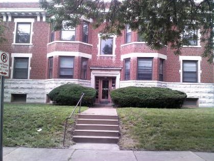 4262 Shaw Blvd, Saint Louis, MO 63110 