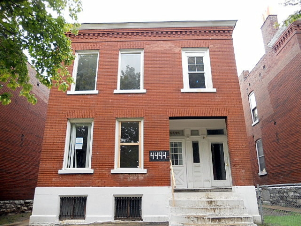 4444 Farlin Ave, Saint Louis, MO 63115 