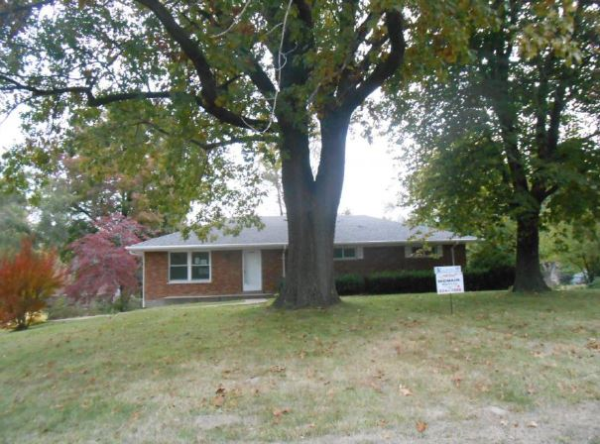 1131 Trampe Avenue, St Louis, MO 63138 