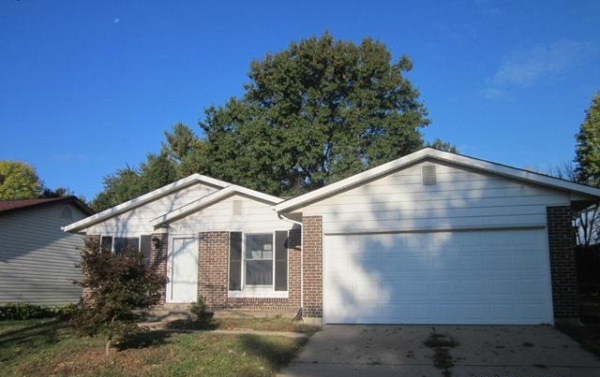 2757 Dividend Park Dr, Florissant, MO 63031 