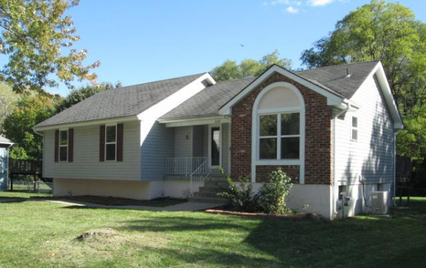 9109 E 90th Ter, Kansas City, MO 64138 