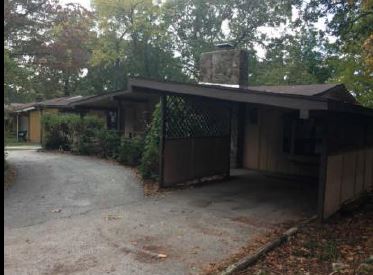 621 Knox Ave, Hollister, MO 65672 