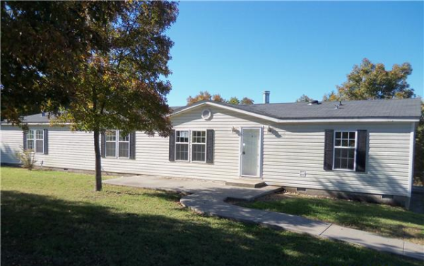 223 Scarlet Ln, Pineville, MO 64856 