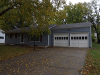 9911 Campbell Street, Kansas City, MO 64131 