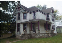 1126 N Spring St, Independence, MO 64050 