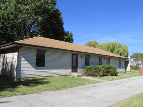 2147-2153 W Wall St, Springfield, MO 65802 