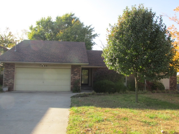 3945 N Stewart Ave, Springfield, MO 65803 