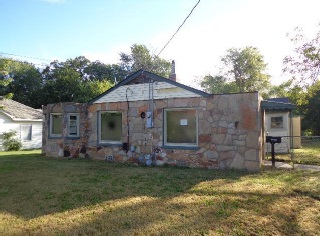 2058 N Grace Ave, Springfield, MO 65803 