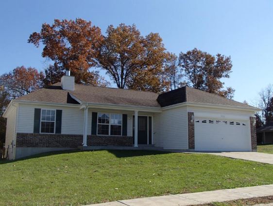 1432 Riverwood Drive, Pacific, MO 63069 