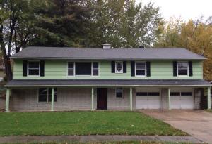 8402 Stark Avenue, Raytown, MO 64138 