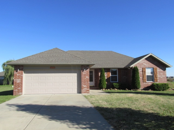 139 Lace Bark Ave, Rogersville, MO 65742 