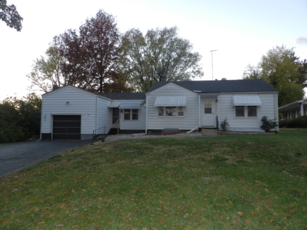401 Cromwell Rd, Festus, MO 63028 
