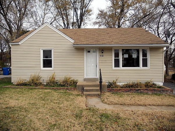 6826 Eisele St, Saint Louis, MO 63134 