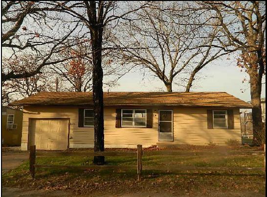 31668 Highline Dr, Warsaw, MO 65355 