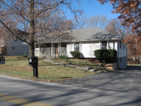 7004 NW Blair Road, Parkville, MO 64152 