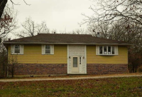 33383 Acorn Ln, Warsaw, MO 65355 
