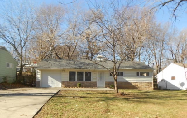 11358 Sycamore Ter, Kansas City, MO 64134 
