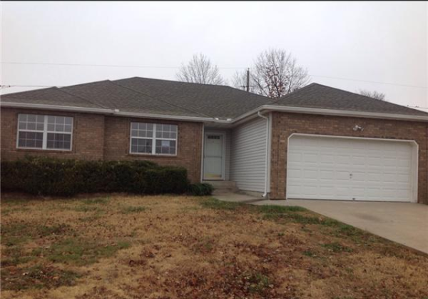 2619 Delaware Ave, Joplin, MO 64804 