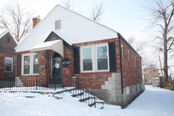 2708 Kinamore Drive, St Louis, MO 63136 