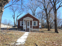 3935 NE Antioch Rd, Kansas City, MO 64117 