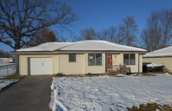 208 Glenn St, Rogersville, MO 65742 