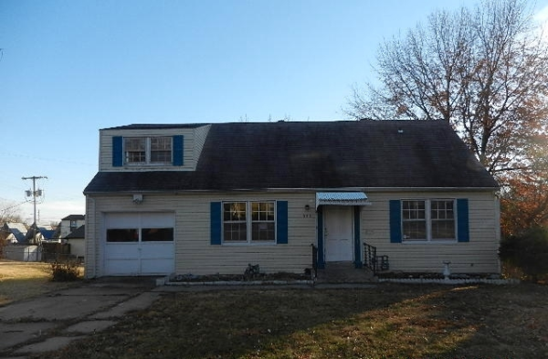 913 E 78th St., Kansas City, MO 64131 