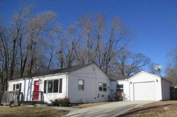 6000 NE 60th St, Kansas City, MO 64119 