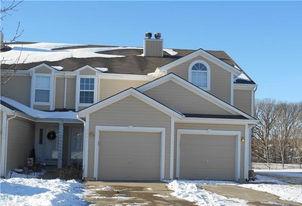 5752 NW Plantation Ln, Lees Summit, MO 64064 