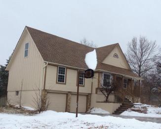 1208 NW Burr Oak Ct, Blue Springs, MO 64015 