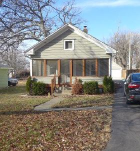 2410 S Claremont Av, Independence, MO 64052 