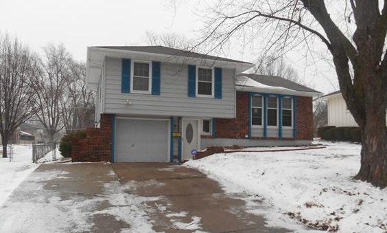 9005 Kentucky Ave, Kansas City, MO 64138 