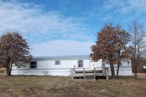 31751 Nodaway Drive, Lebanon, MO 65536 