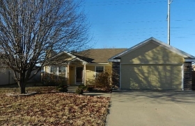 1002 Stone Brook Lane, Grain Valley, MO 64029 