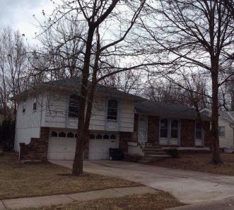 8919 Stark Avenue, Kansas City, MO 64138 