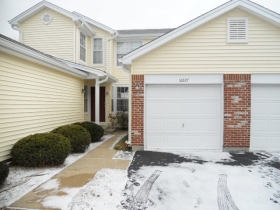 16227 Rose Wreath Ln, Florissant, MO 63034 