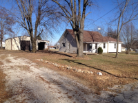 701 E Mortimer St, New Florence, MO 63363 