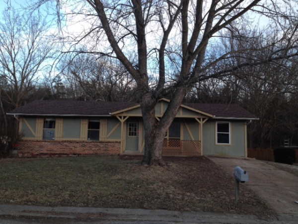 12 Madison Ct, Villa Ridge, MO 63089 