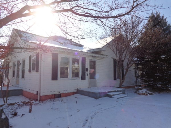 500 W Robinson St, Mexico, MO 65265 