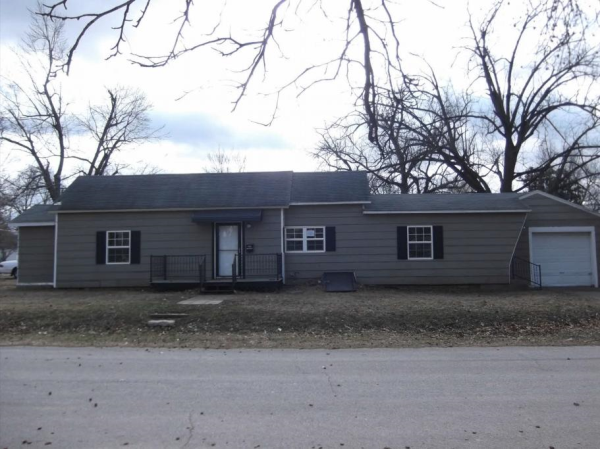 1133 N Rogers Ave, Springfield, MO 65802 