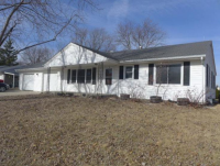 1715 E 5th St, Trenton, MO 64683 