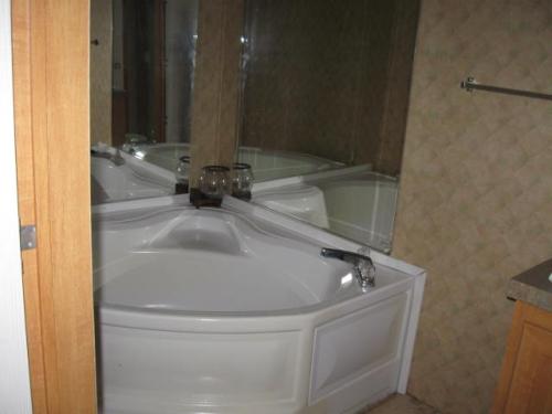 74 CR 180, Corinth, MS 38834 