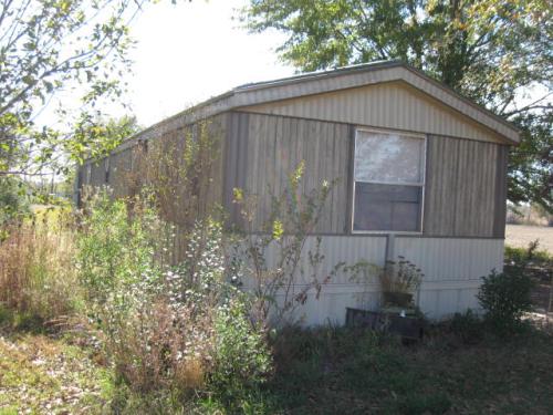 6645 TODD ELLIOT RD, West Point, MS 39773