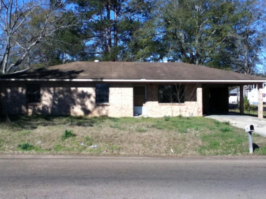 313 Old Wesson Road, Brookhaven, MS 39601 