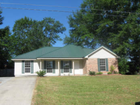 1803 Evangeline Dr, Picayune, MS 39466 